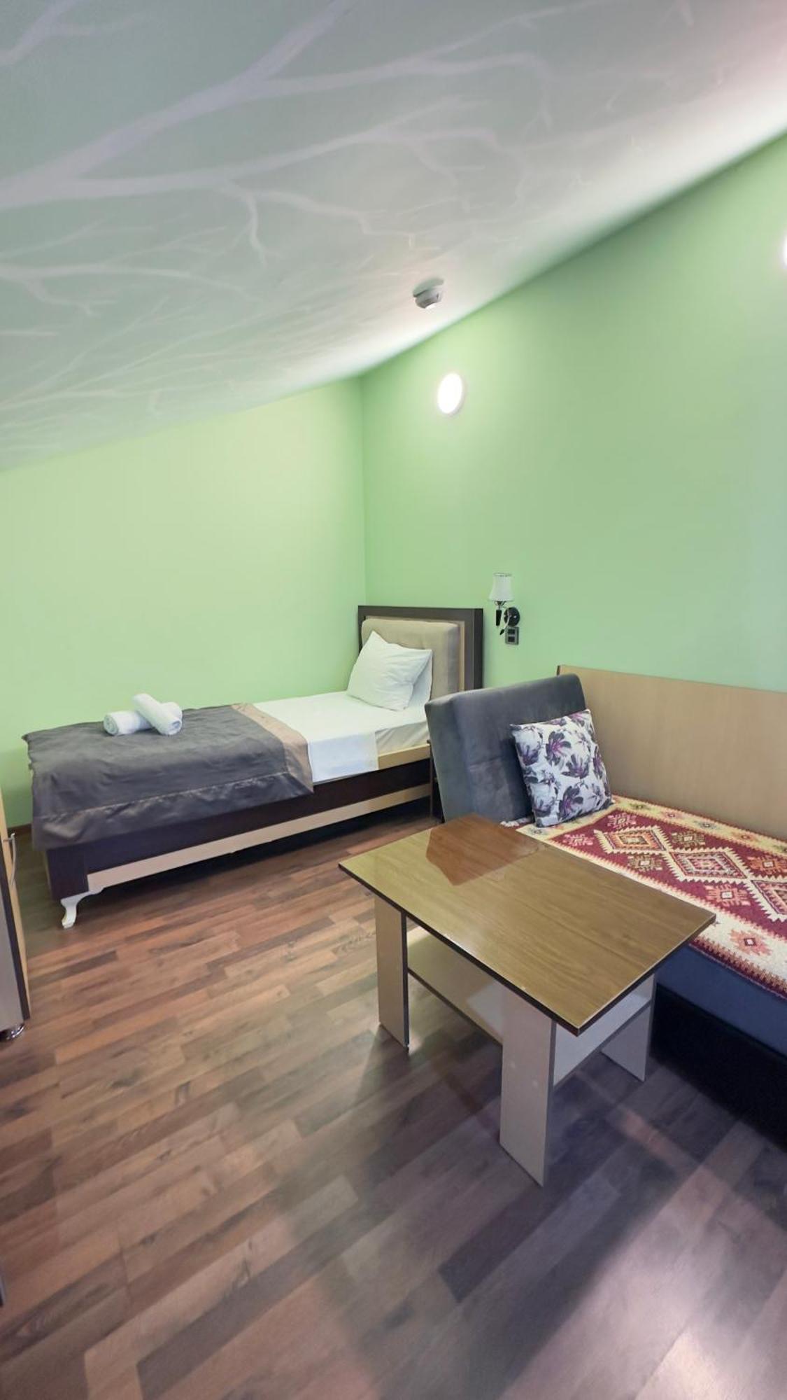 Yaffle Inn Shaki Boutique Hotel Şǝki Zewnętrze zdjęcie