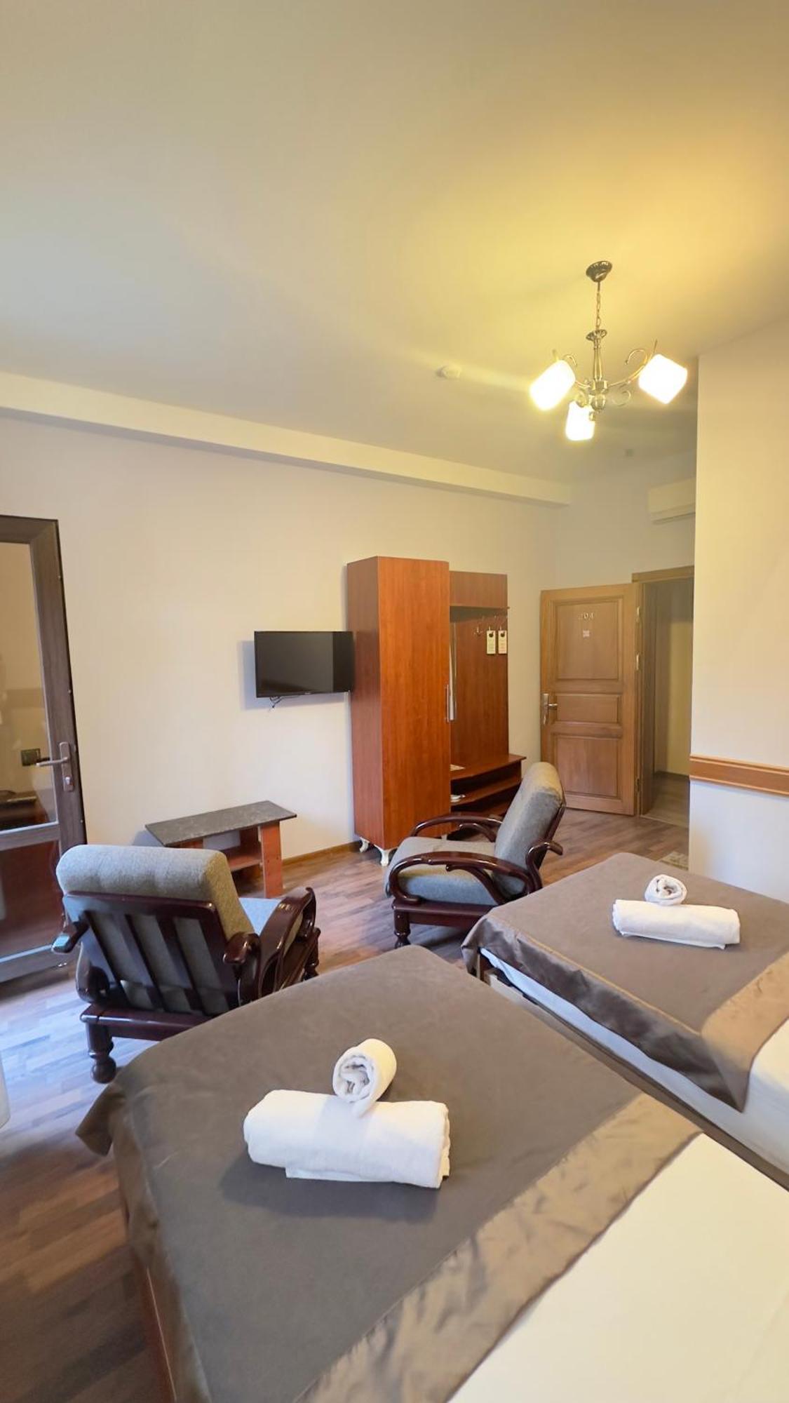 Yaffle Inn Shaki Boutique Hotel Şǝki Zewnętrze zdjęcie