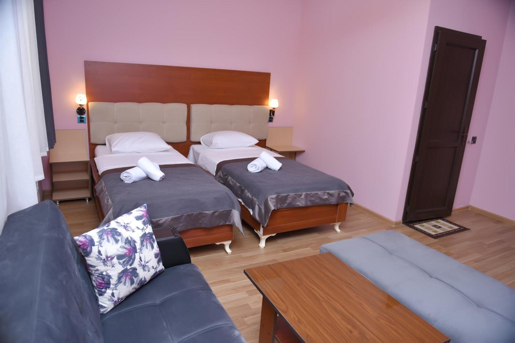 Yaffle Inn Shaki Boutique Hotel Şǝki Zewnętrze zdjęcie